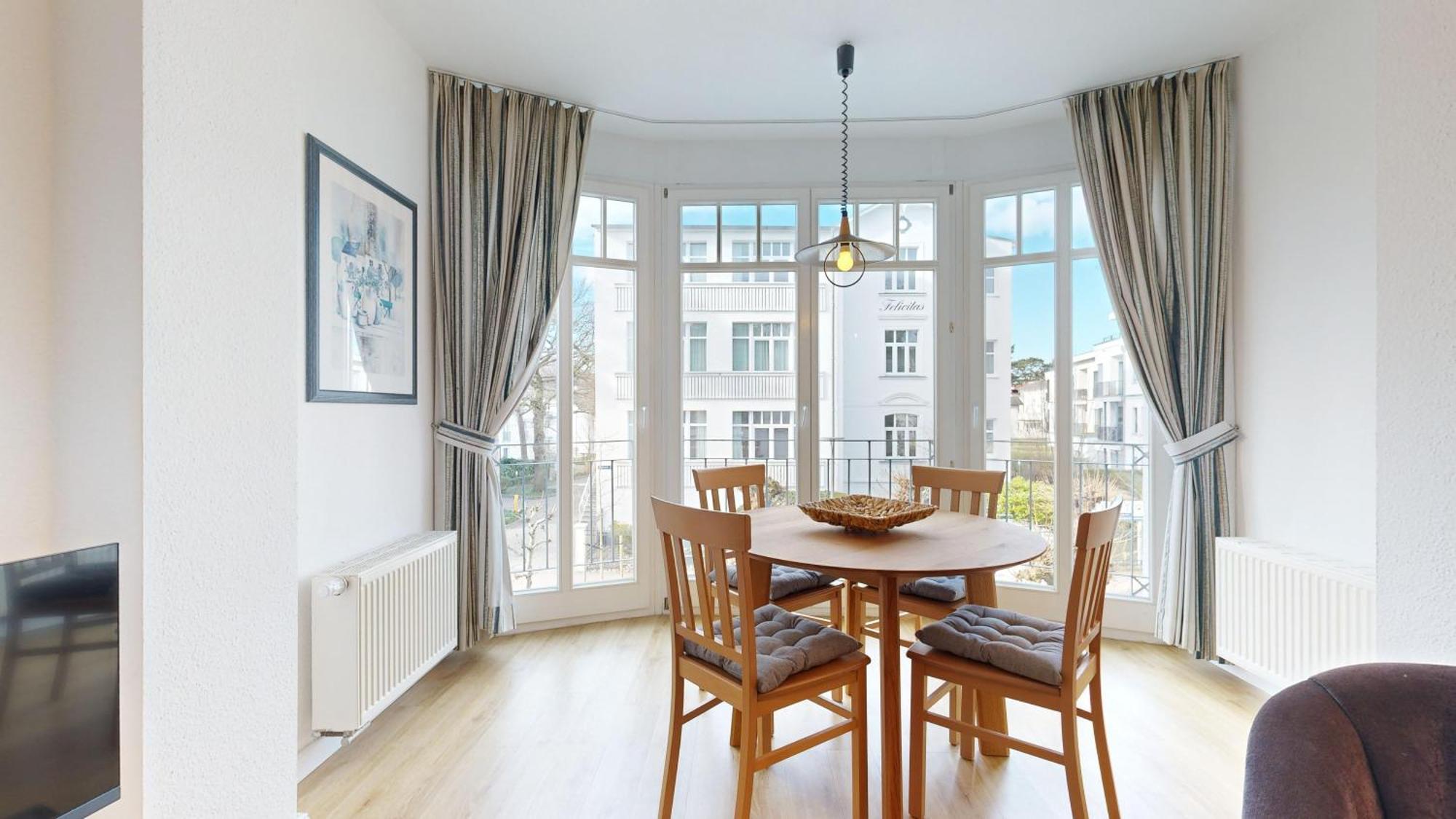 Strandnahe Und Zentral Gelegene Fewo, Hund Willkommen, Haus Saxonia, Binz Esterno foto